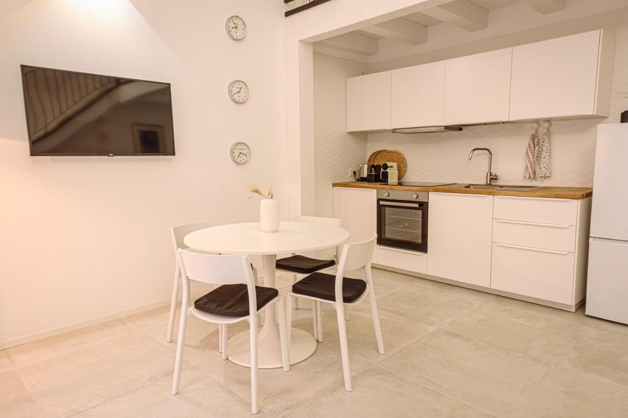 Garruba 92 Apartments Бари Экстерьер фото