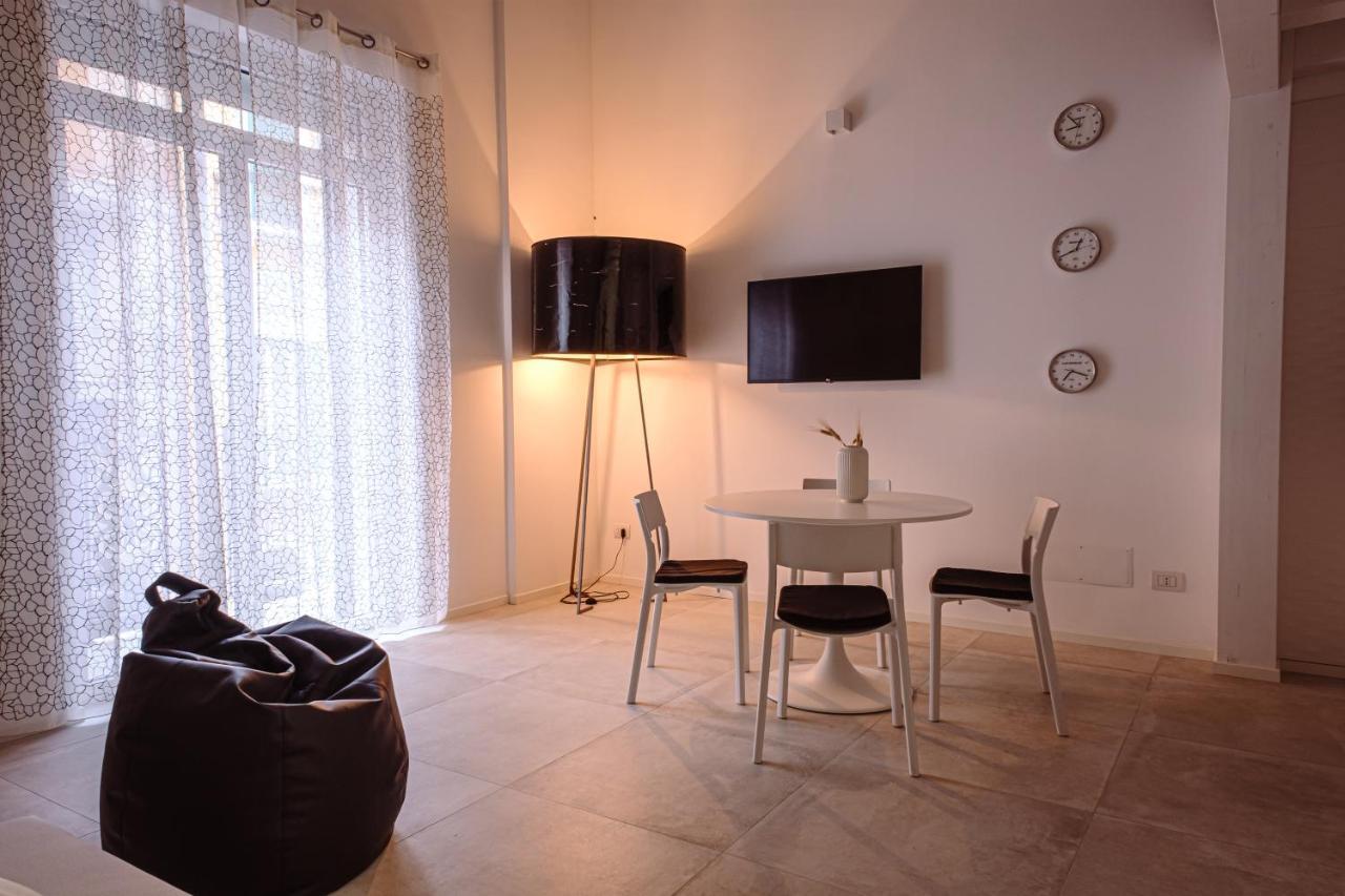 Garruba 92 Apartments Бари Экстерьер фото